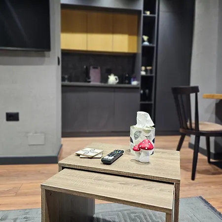 Amafiore * Τίρανα